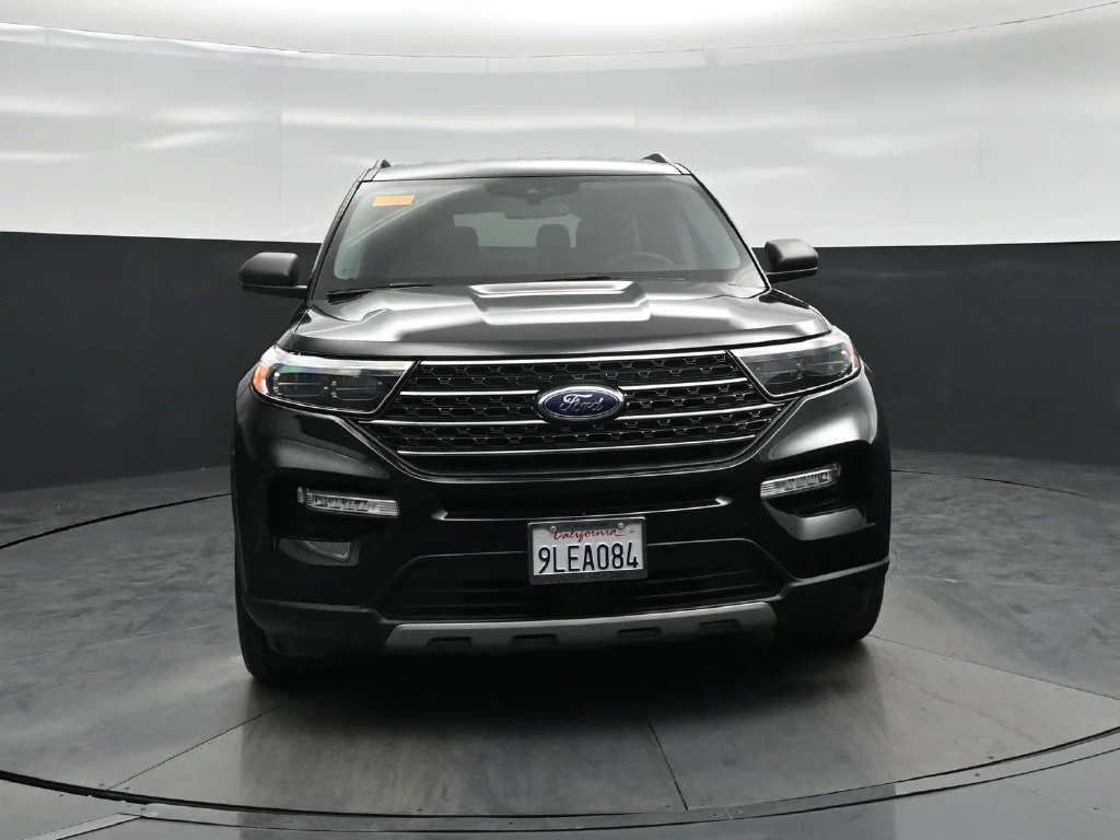 Certified Used 2023 Black Ford XLT image 53