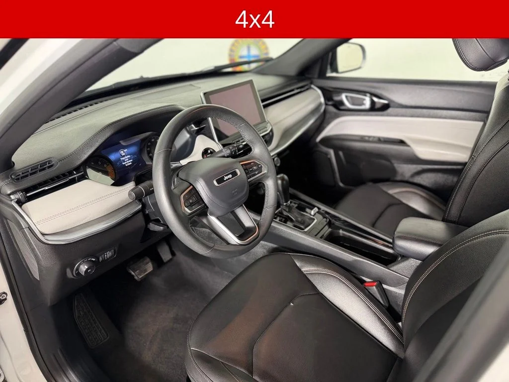 Used 2024 White Jeep Limited image 10