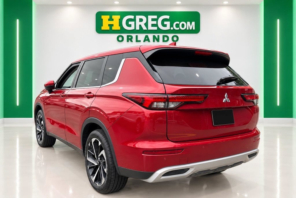 Used 2022 Red Diamond Mitsubishi Black Edition image 2