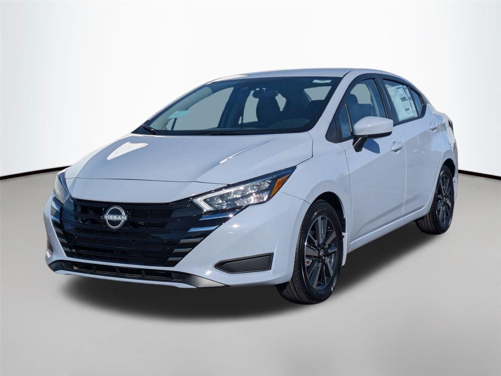 2025 Nissan Versa 1.6 SV CVT's photo