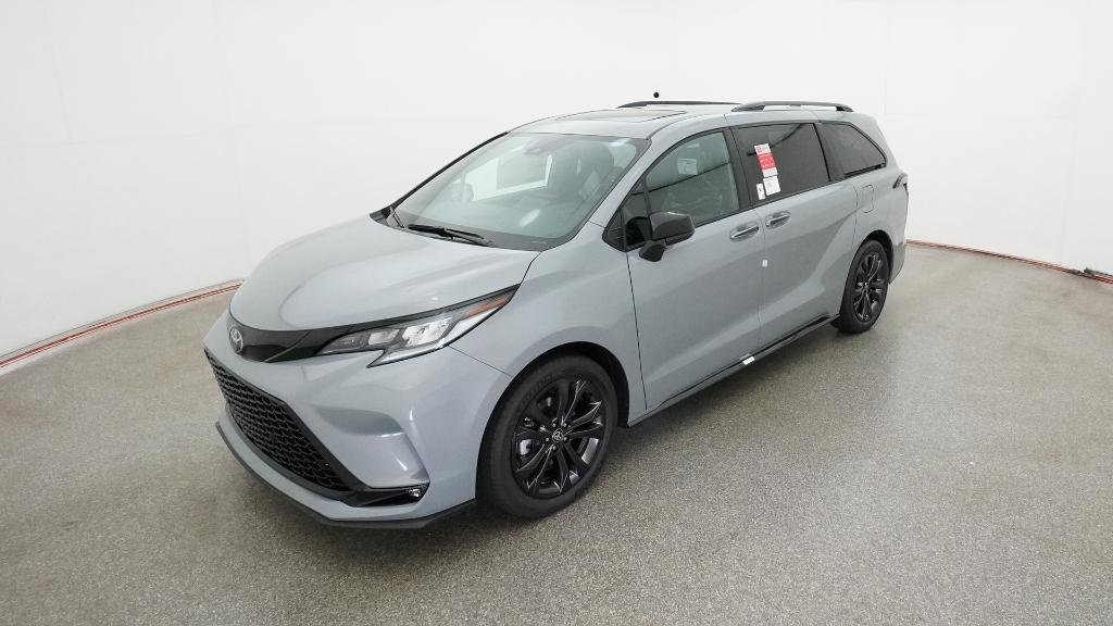 2026 Toyota Sienna XSE 7-Passenger Hybrid FWD's photo