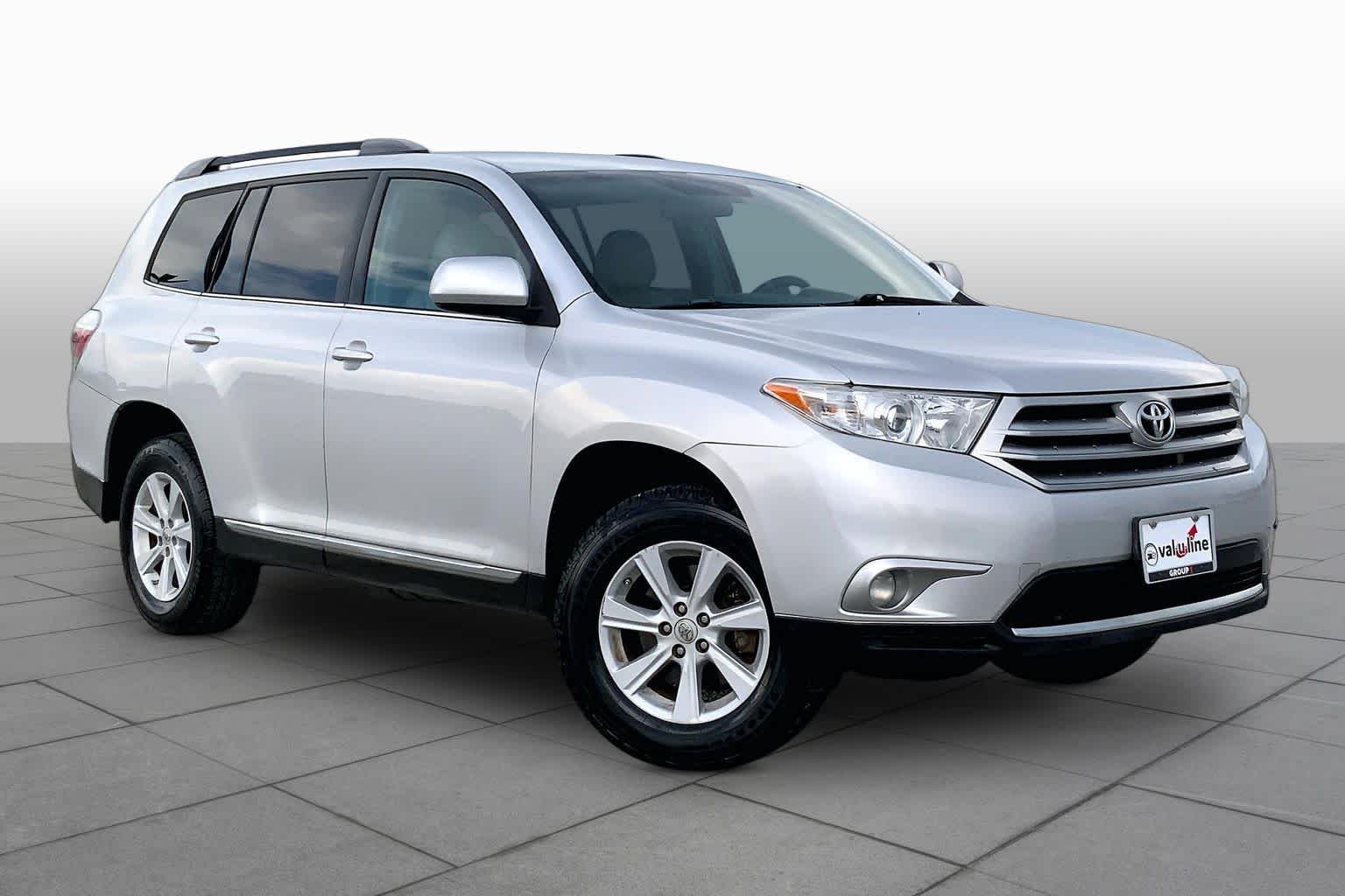 Used 2013 Classic Silver Metallic Toyota Plus image 2