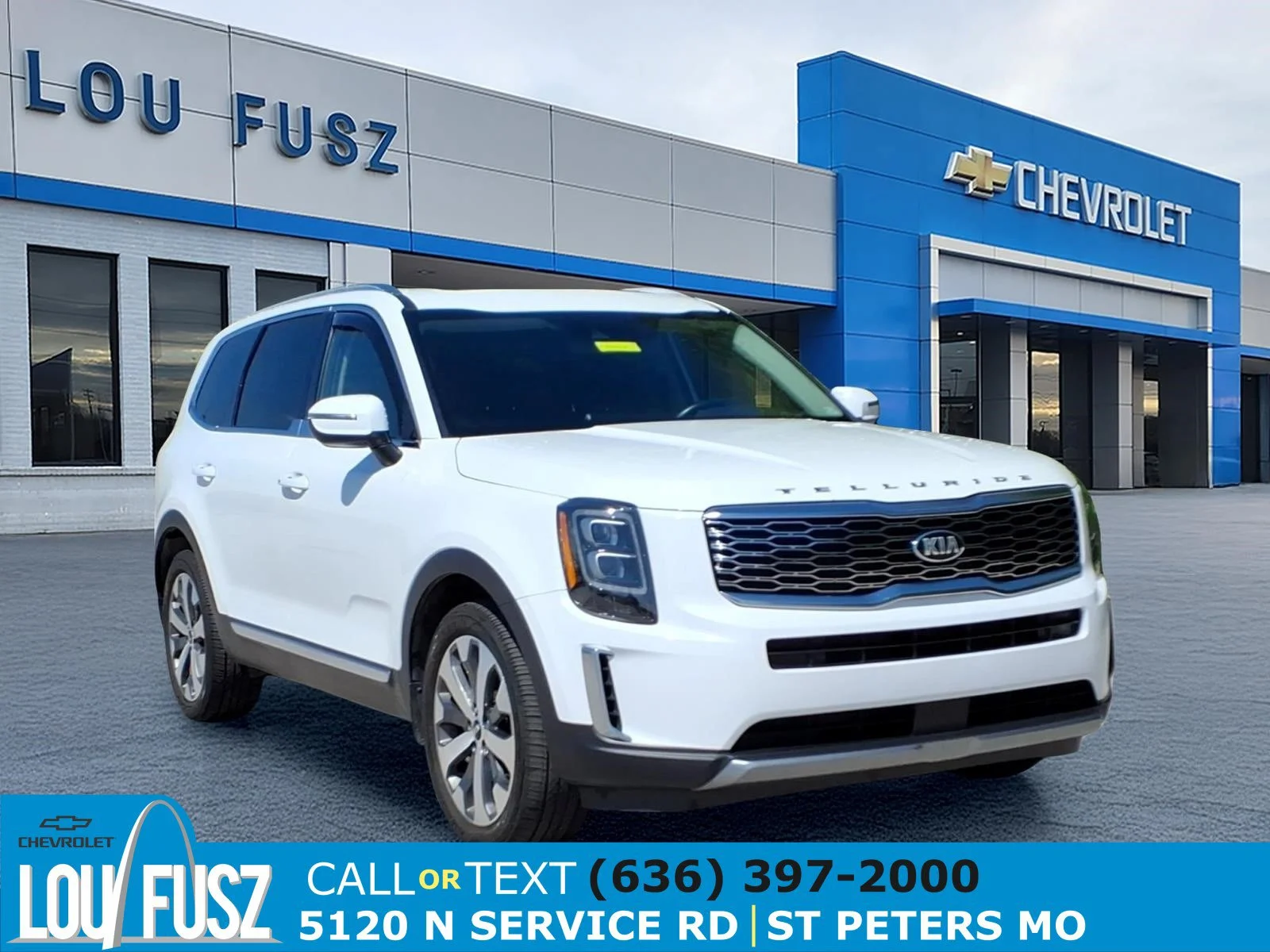 Used 2021 Glacial White Pearl Kia EX image 1
