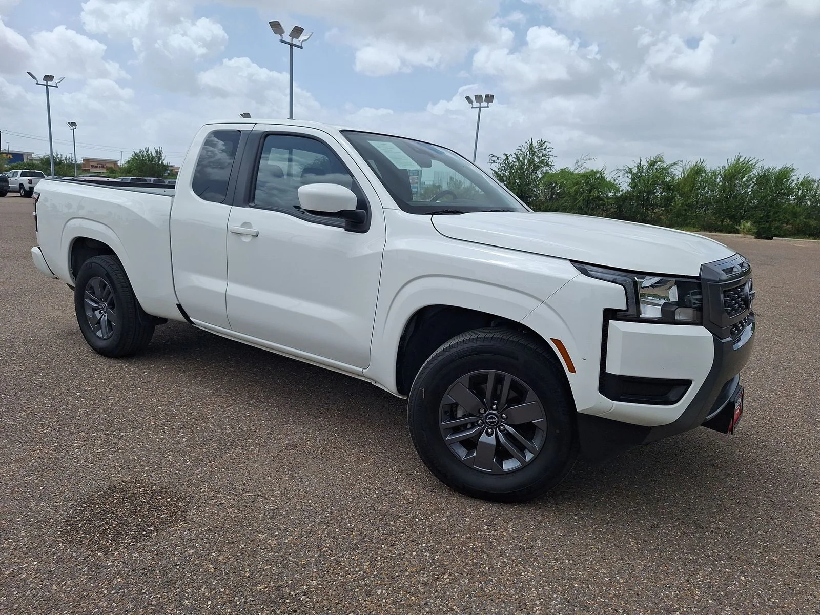 Used 2025 White Nissan SV image 1