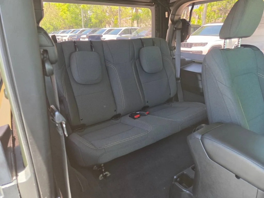 Certified Used 2025 41 Jeep Sport S image 13