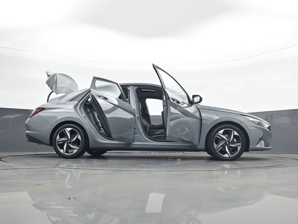Used 2021 Gray Hyundai Limited image 34