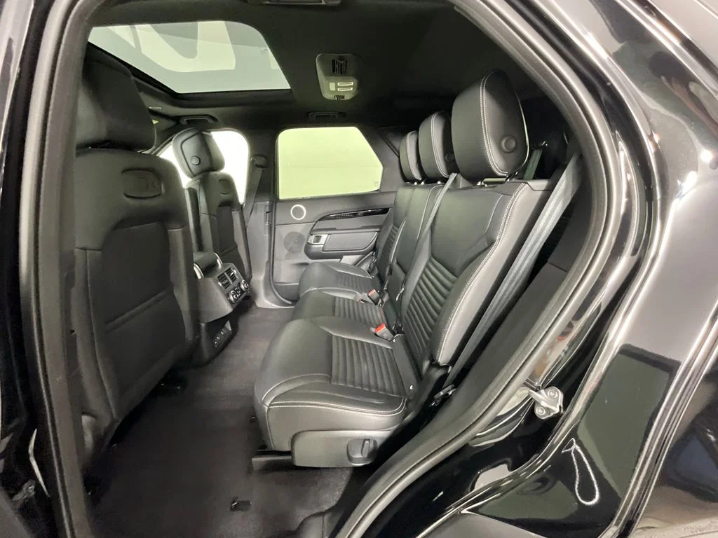 Certified Used 2025 Black Land Rover S image 27