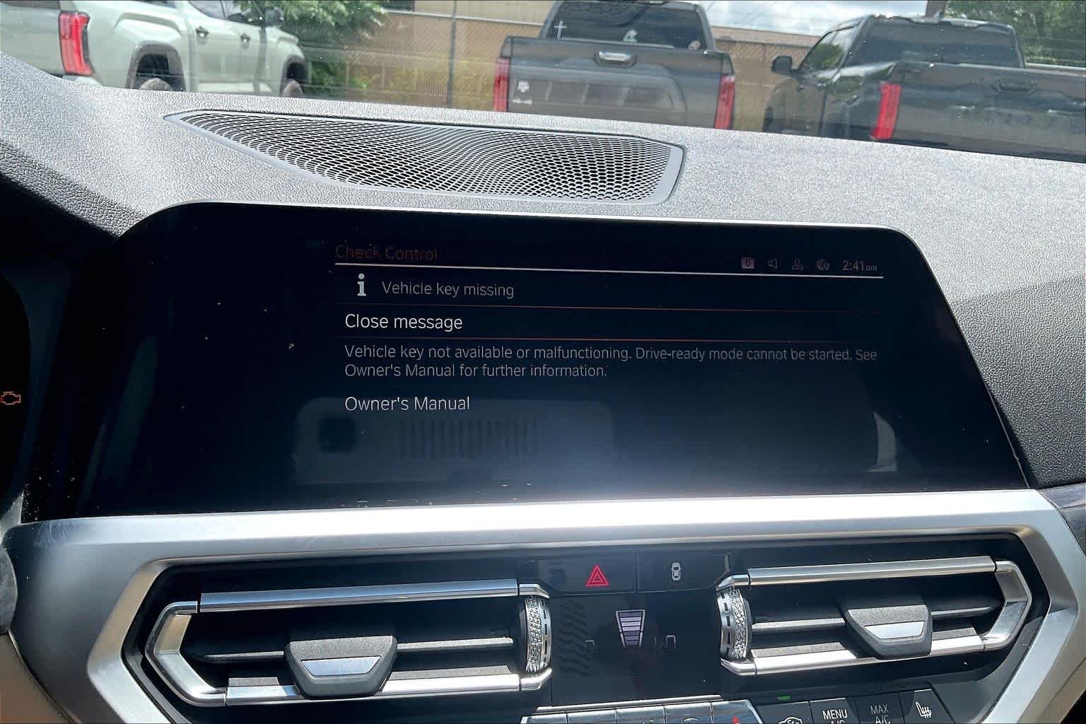 Used 2019 Glacier Silver Metallic BMW 330i image 32