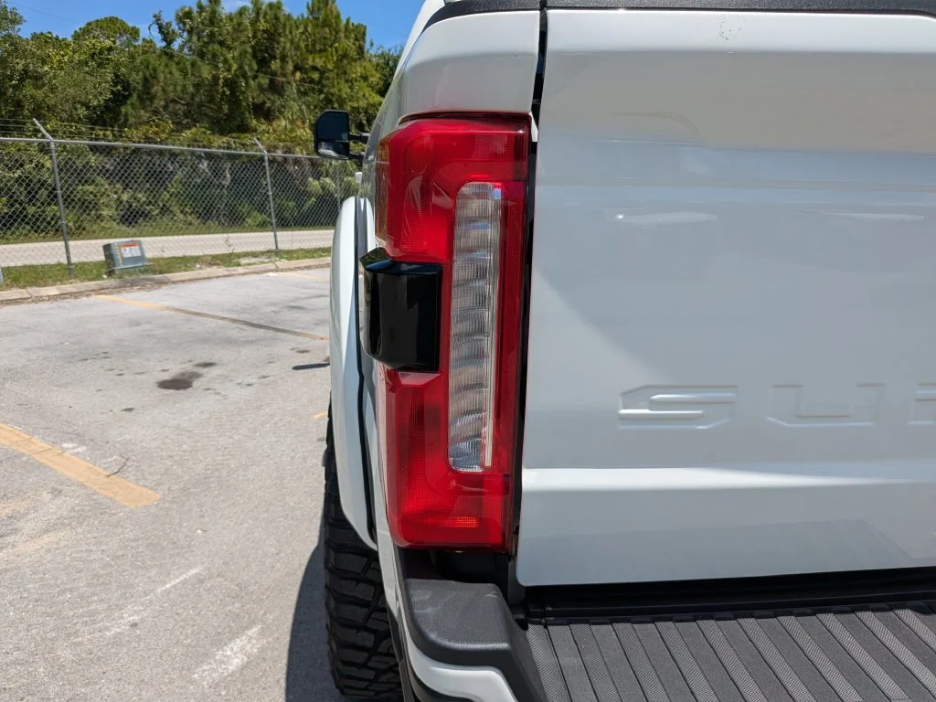 New 2026 Star White Metallic Tri-Coat Ford F-250® Lariat® image 10