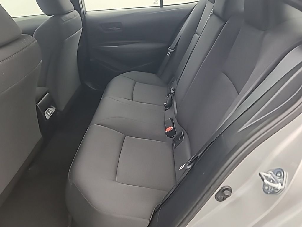 2025 Toyota Corolla LE - Photo 20