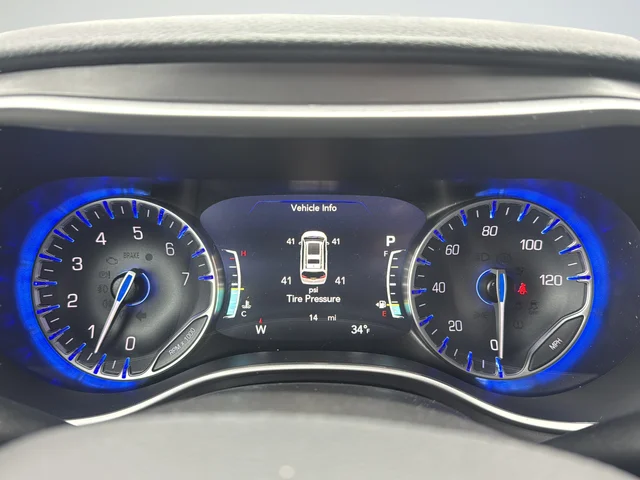 New 2026 Hydro Blue Pearl-Coat Exterior Paint Chrysler Select image 16