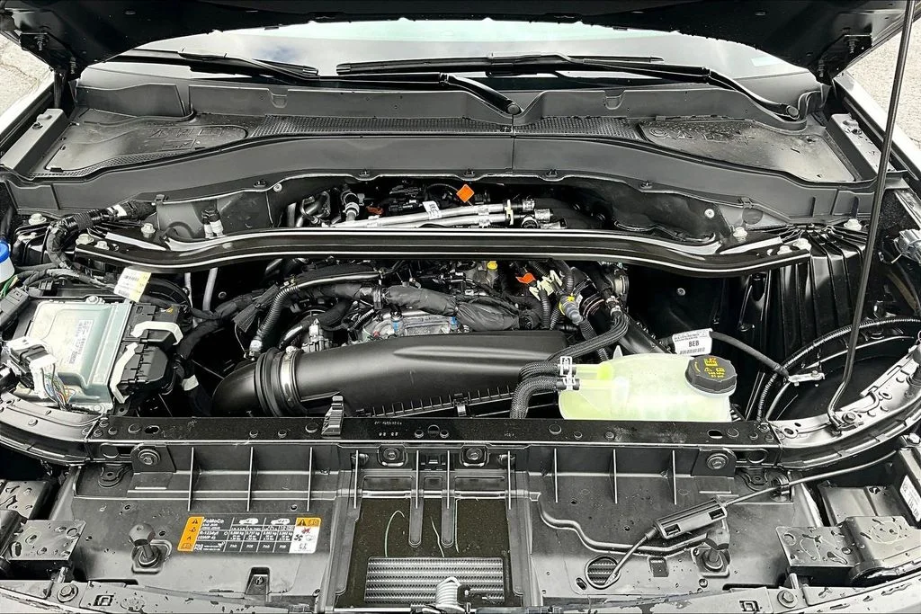 New 2026 Carbonized Gray Metallic Ford ST-Line image 12