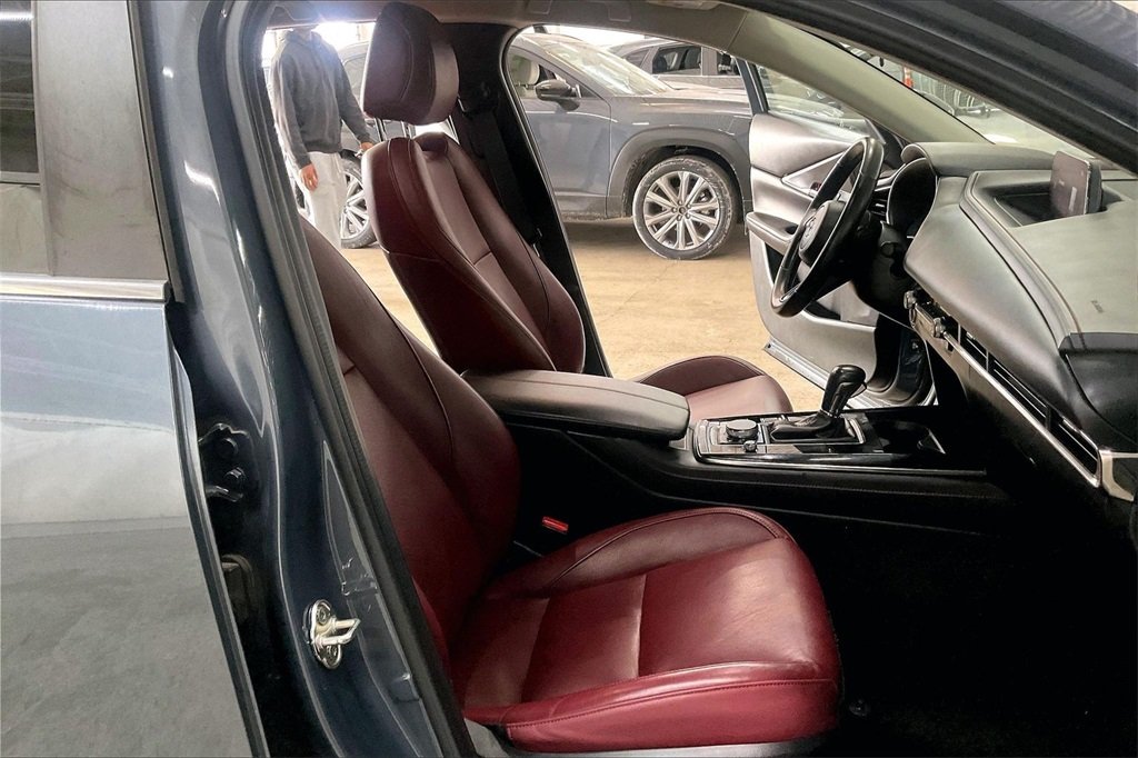 2023 MAZDA CX-30 - Image 5
