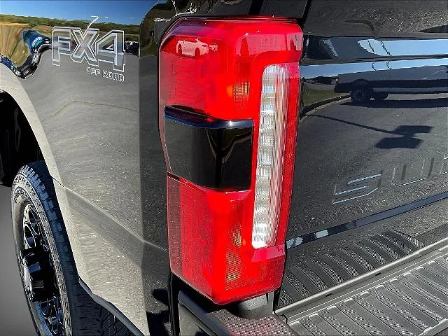 New 2027 Agate Black Metallic Ford F-350® XLT image 64