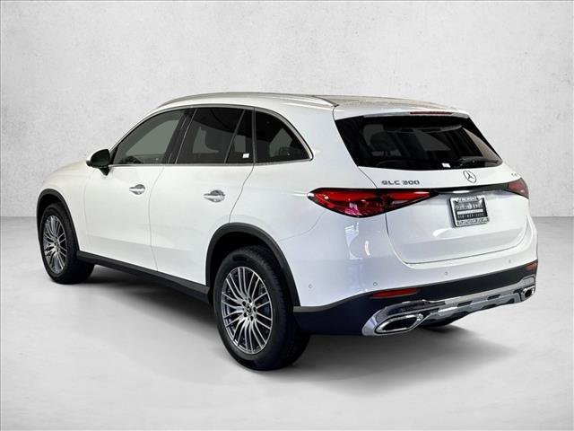 New 2026 Polar White Mercedes-Benz GLC 300 image 37