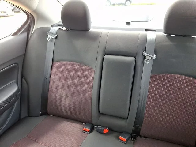 Used 2023 Silver Mitsubishi Black Edition image 18
