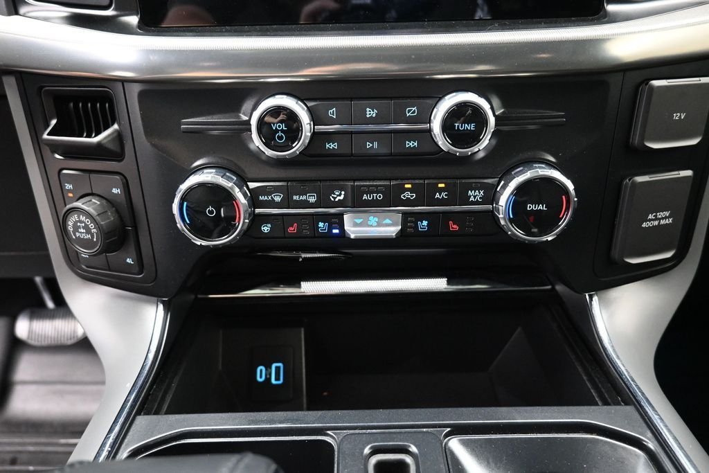 Used 2024 Gray Ford Lariat image 30