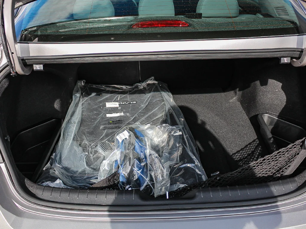 Used 2025 Silver Hyundai Limited image 29
