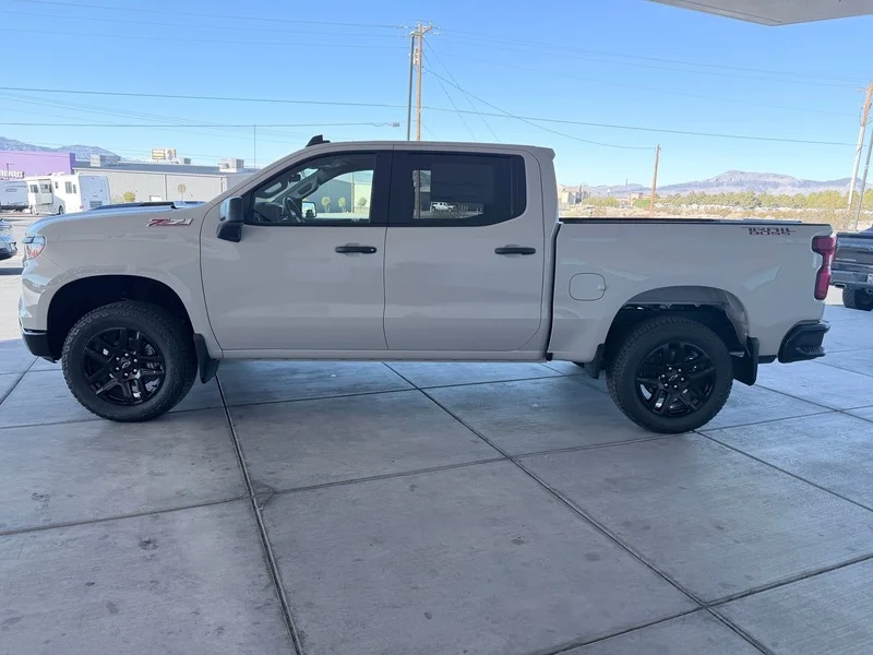 2026 Chevrolet Silverado 1500 Custom Trail Boss - Photo 6