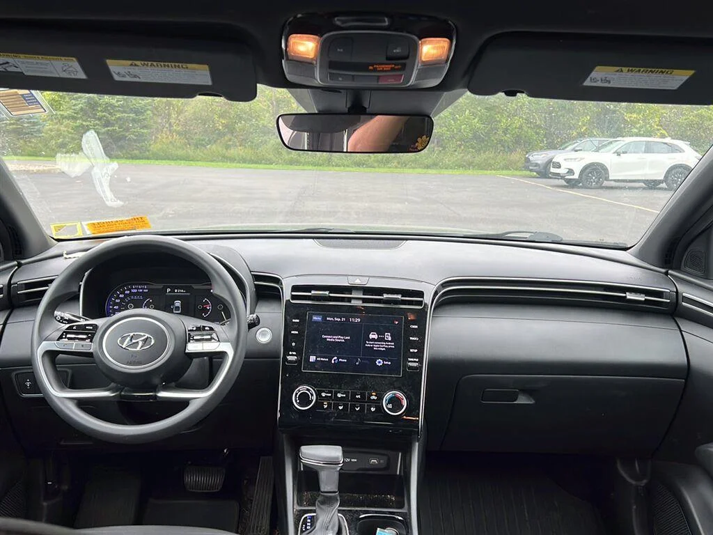 Used 2023 Hampton Gray Hyundai SEL image 9