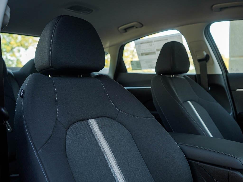 New 2026 Carbon Blue Hyundai SE FWD image 33