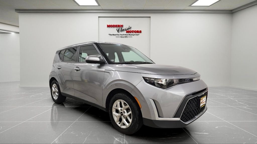 2024 Kia Soul 2.0L LX IVT's photo
