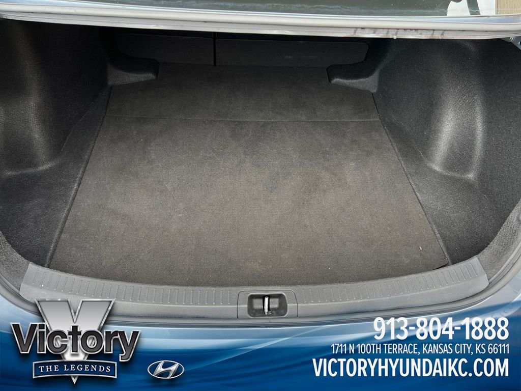 Used 2024  Toyota LE image 23