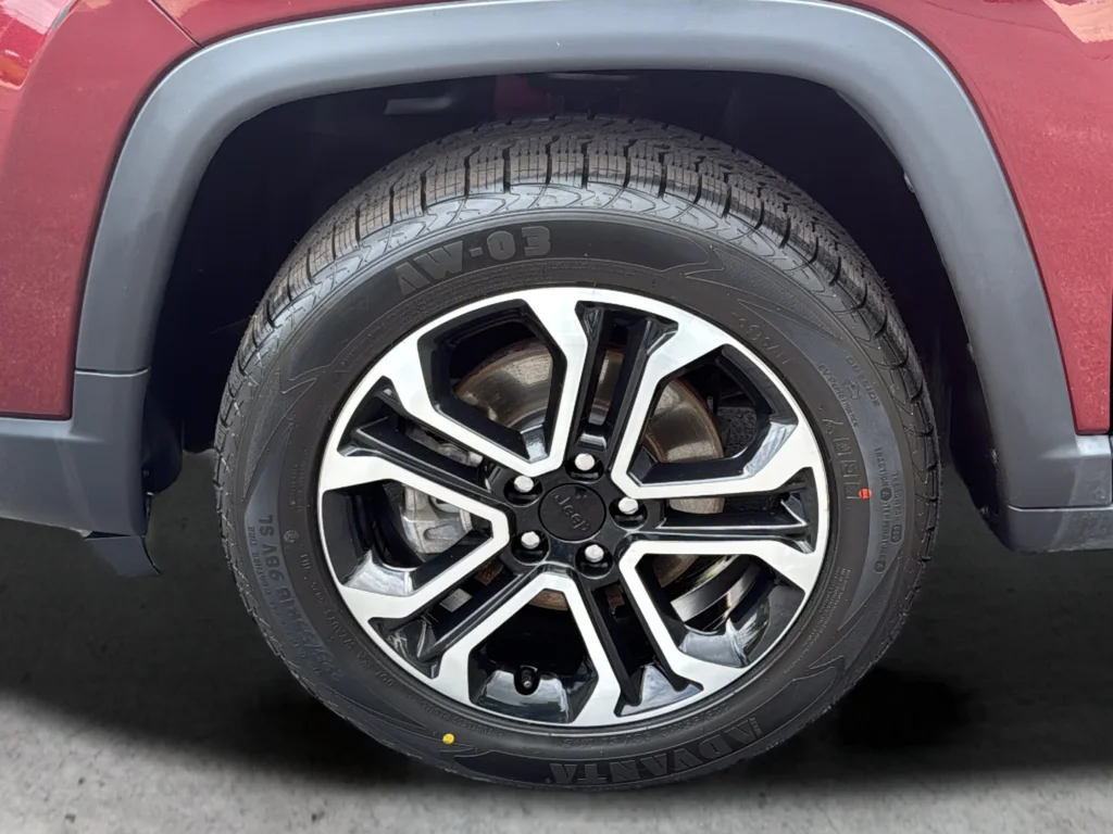 Used 2022 Red Jeep Limited image 31