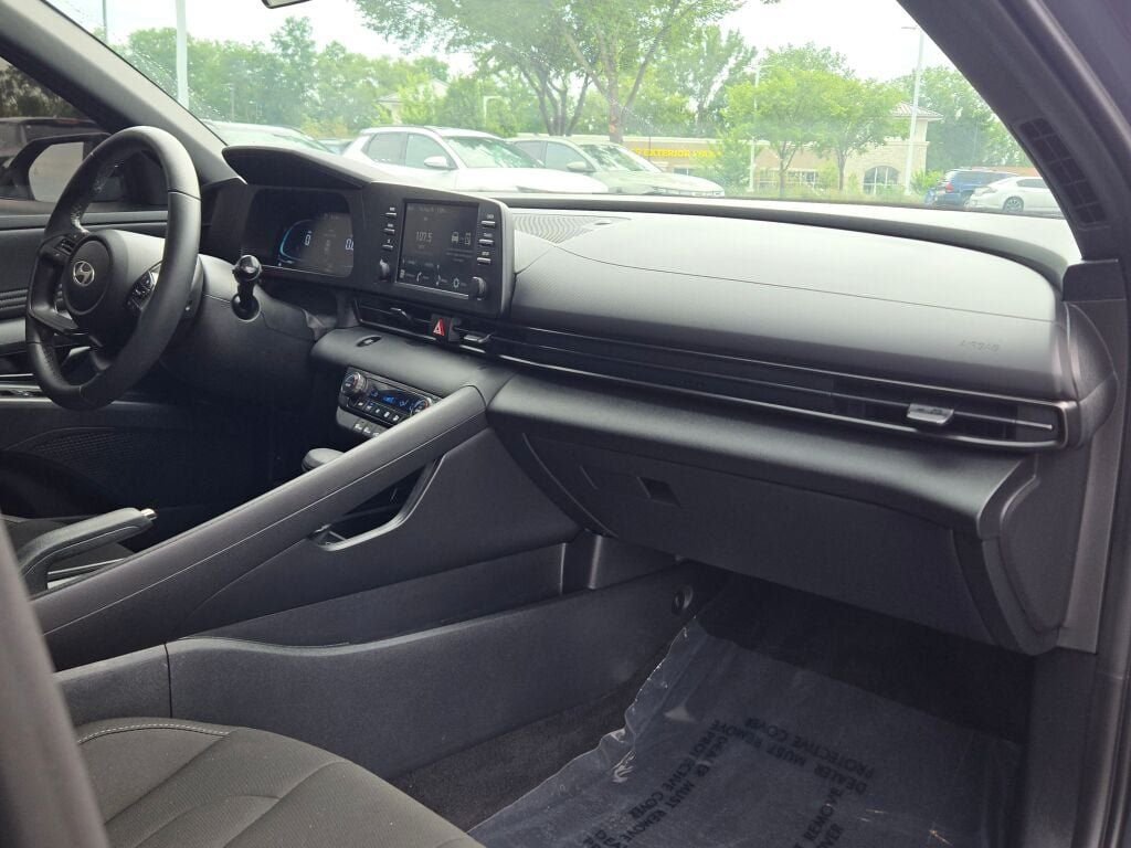 Certified Used 2026 Gray Hyundai SEL Sport image 5