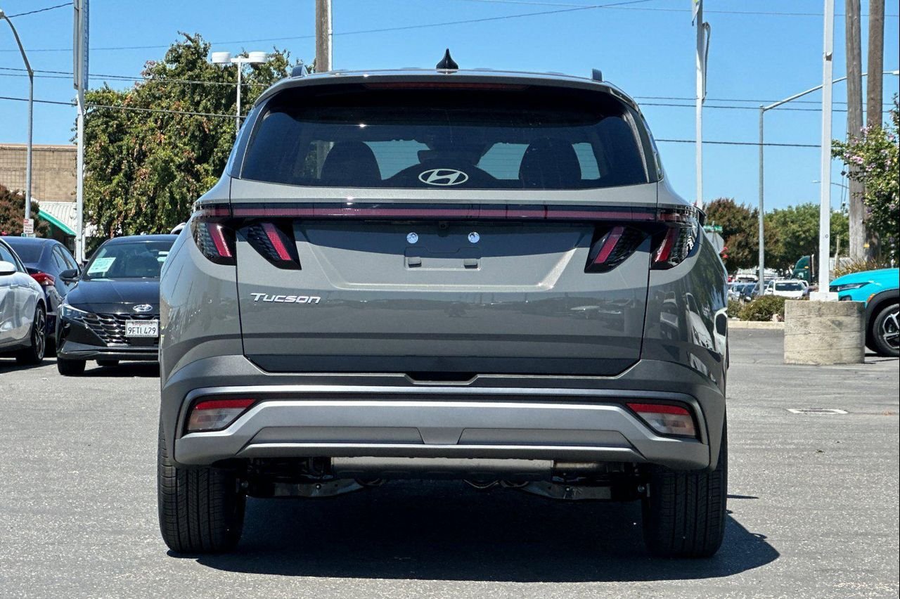 New 2026 Hampton Gray Hyundai SEL Premium FWD image 5