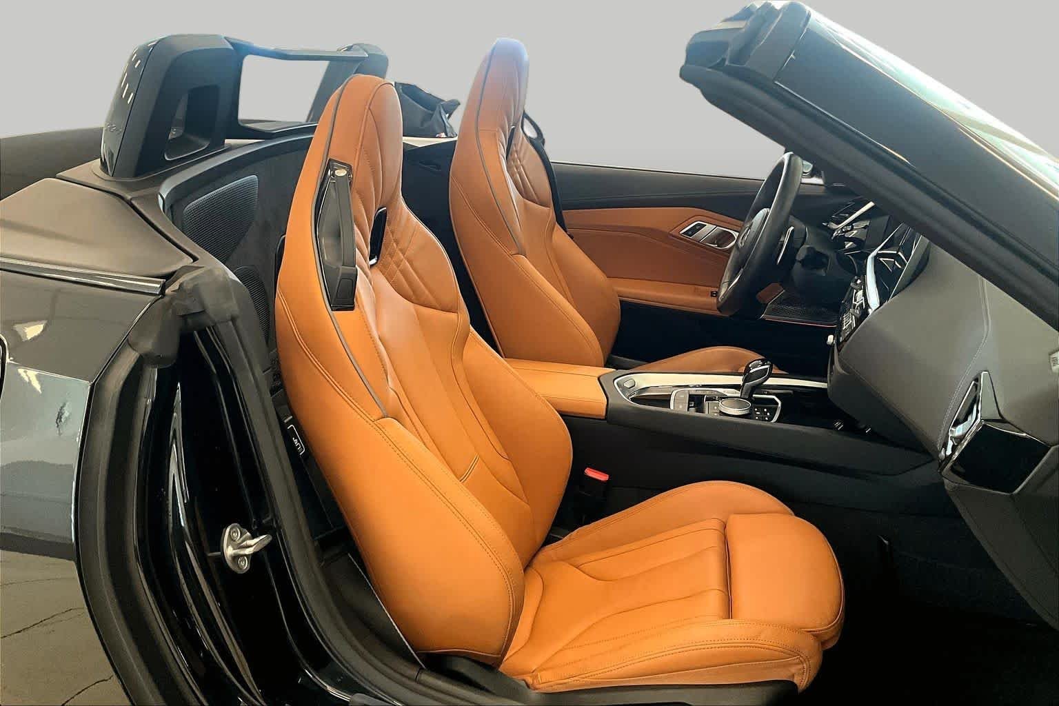Used 2022 Black Sapphire Metallic BMW sDriveM40i image 8