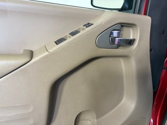 Used 2018 Red Nissan SV image 13