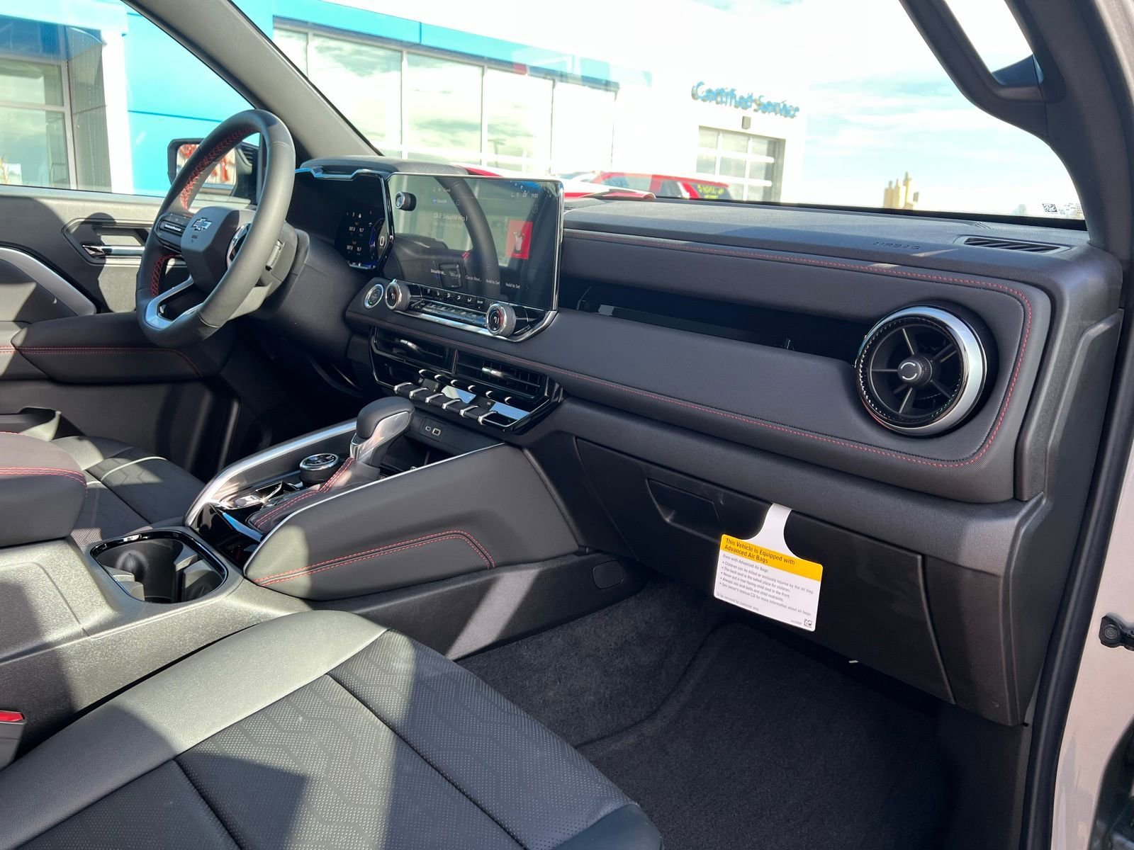 2026 Chevrolet Colorado Z71 - Photo 11