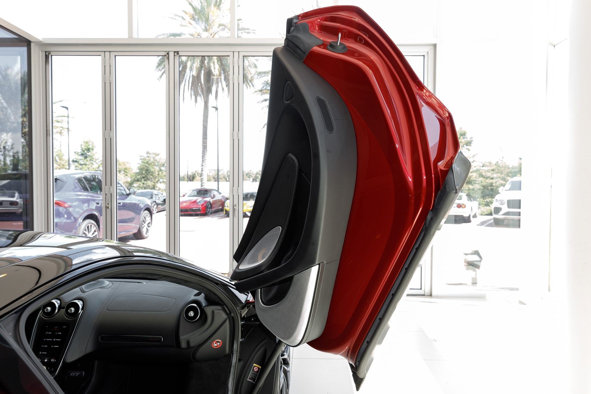 Used 2023 Red Metallic McLaren  image 37