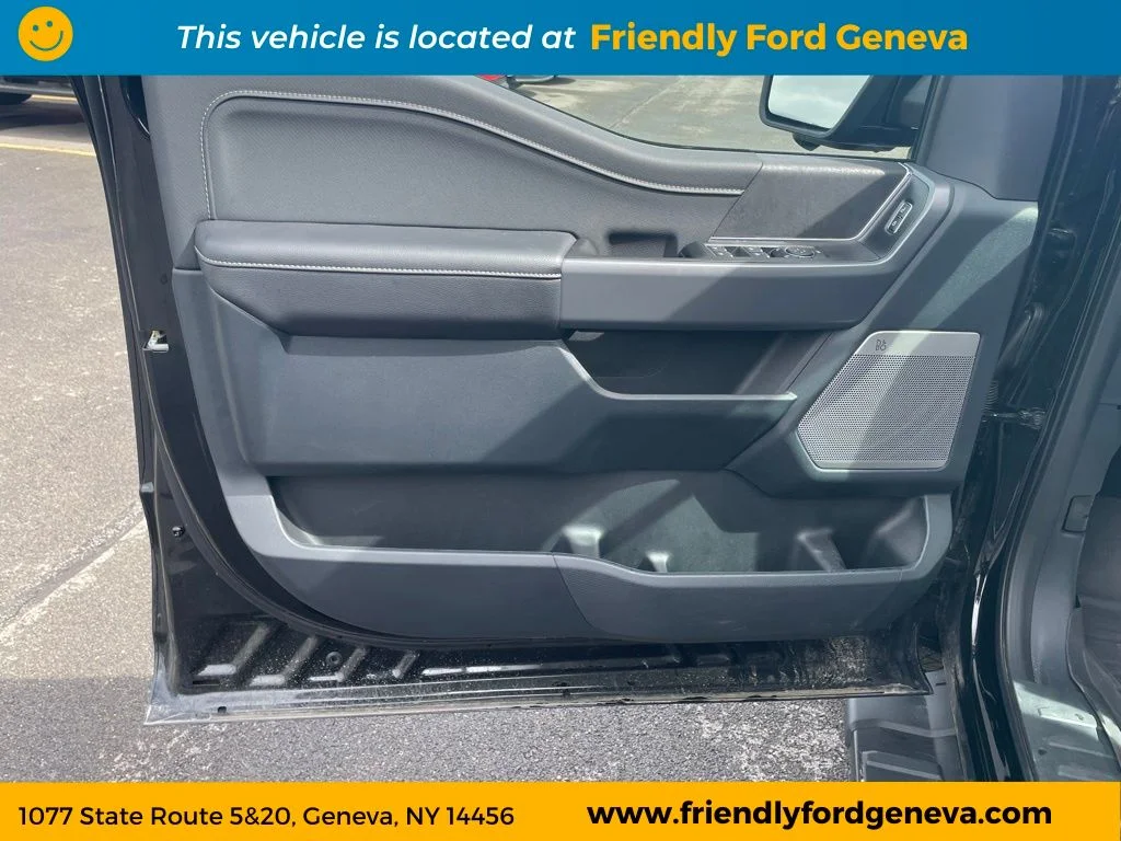 Used 2025 Agate Black Metallic Ford XLT image 48