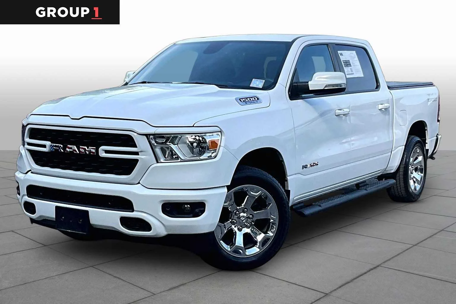 2022 RAM 1500 Big Horn/Lone Star 4x4 Crew Cab 5'7's photo