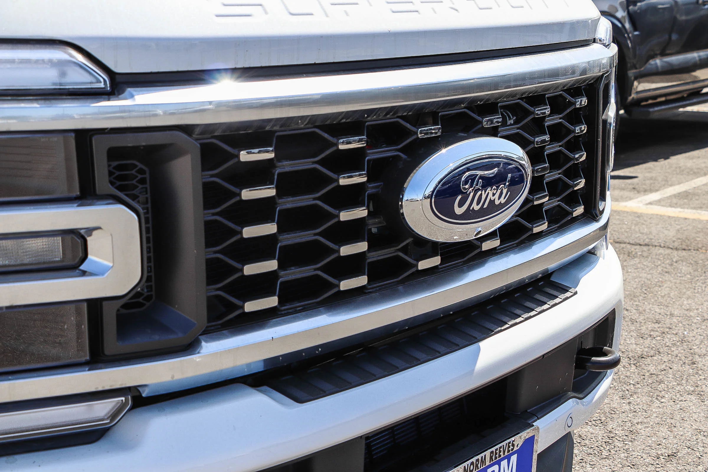 New 2026 Star White Metallic Tri-Coat Ford F-350® Platinum® image 8