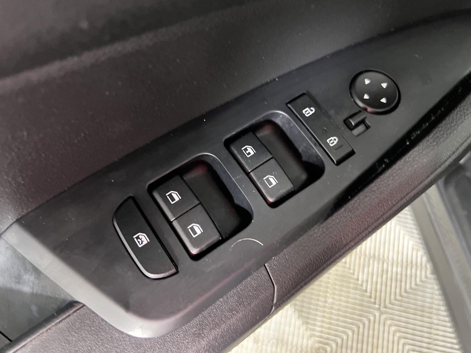 Used 2024 Gravity Gray Kia LX image 13