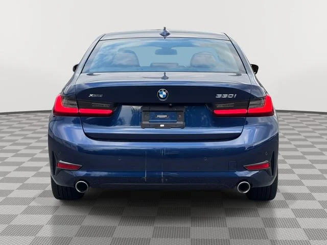 Used 2019 Blue BMW 330i xDrive image 7