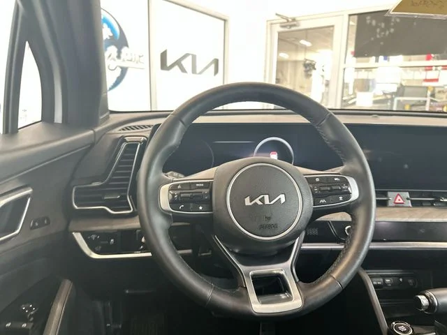 Used 2024 White Kia X-Pro Prestige image 13