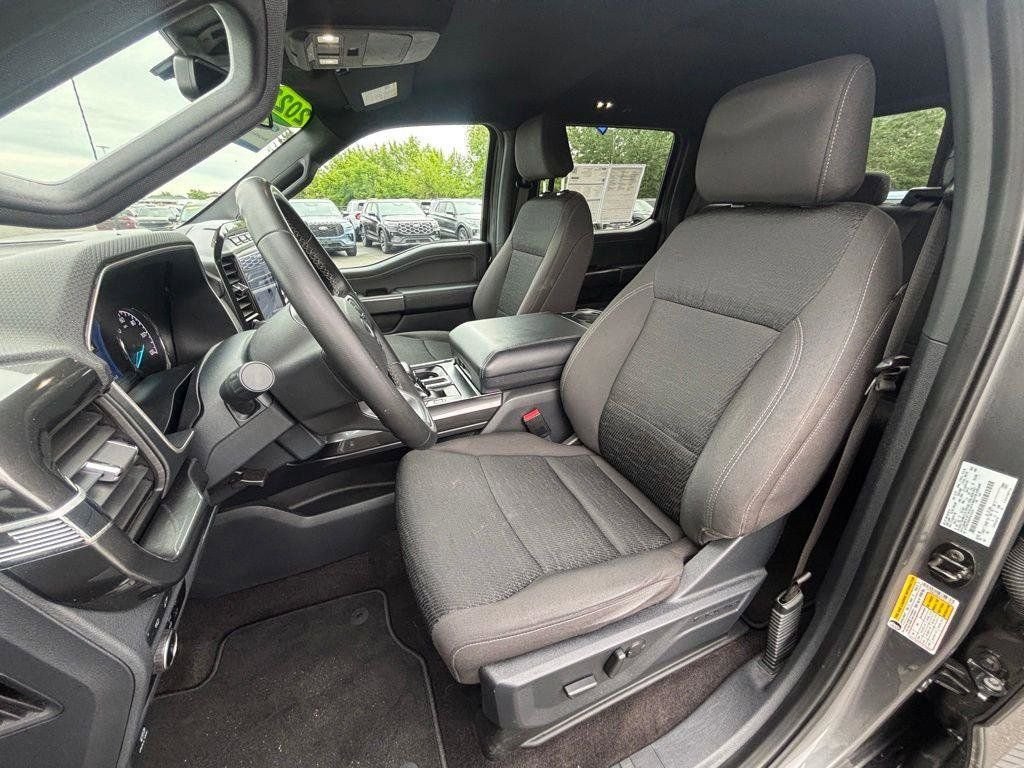 Certified Used 2023 Gray Metallic Ford XLT image 29