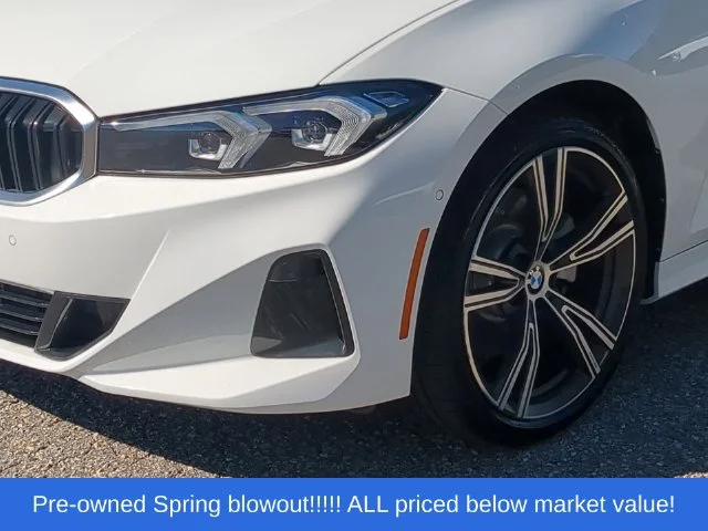 Used 2024 White BMW 330i image 17