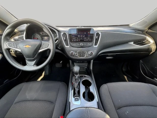 Used 2025 Blue Chevrolet LT image 9