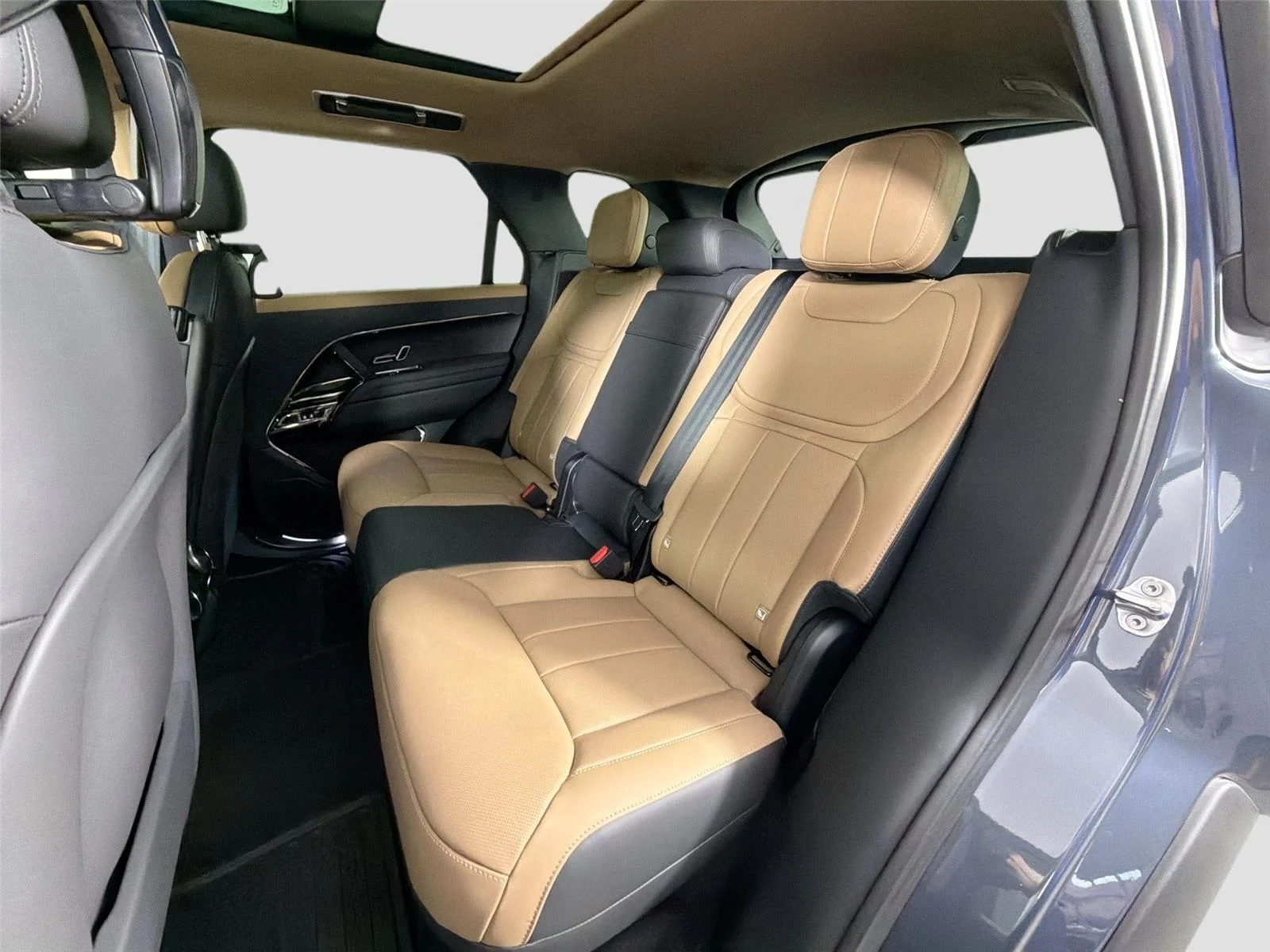 New 2026 Varesine Blue LAND ROVER Dynamic SE image 25