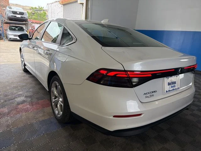 2023 Honda Accord LX - Photo 6