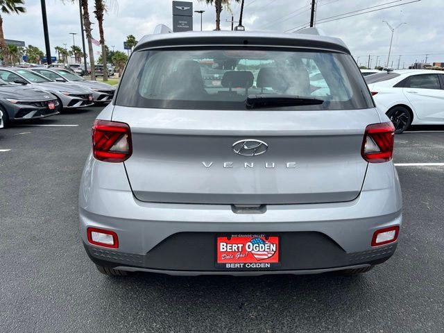 New 2026 Silver Hyundai SEL image 6