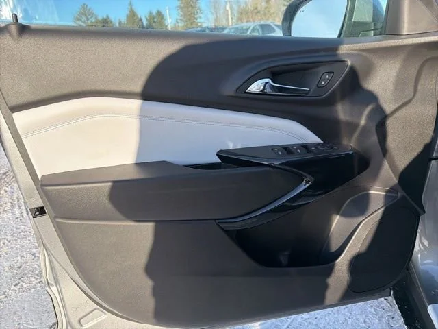2026 Chevrolet Trax LT - Photo 13