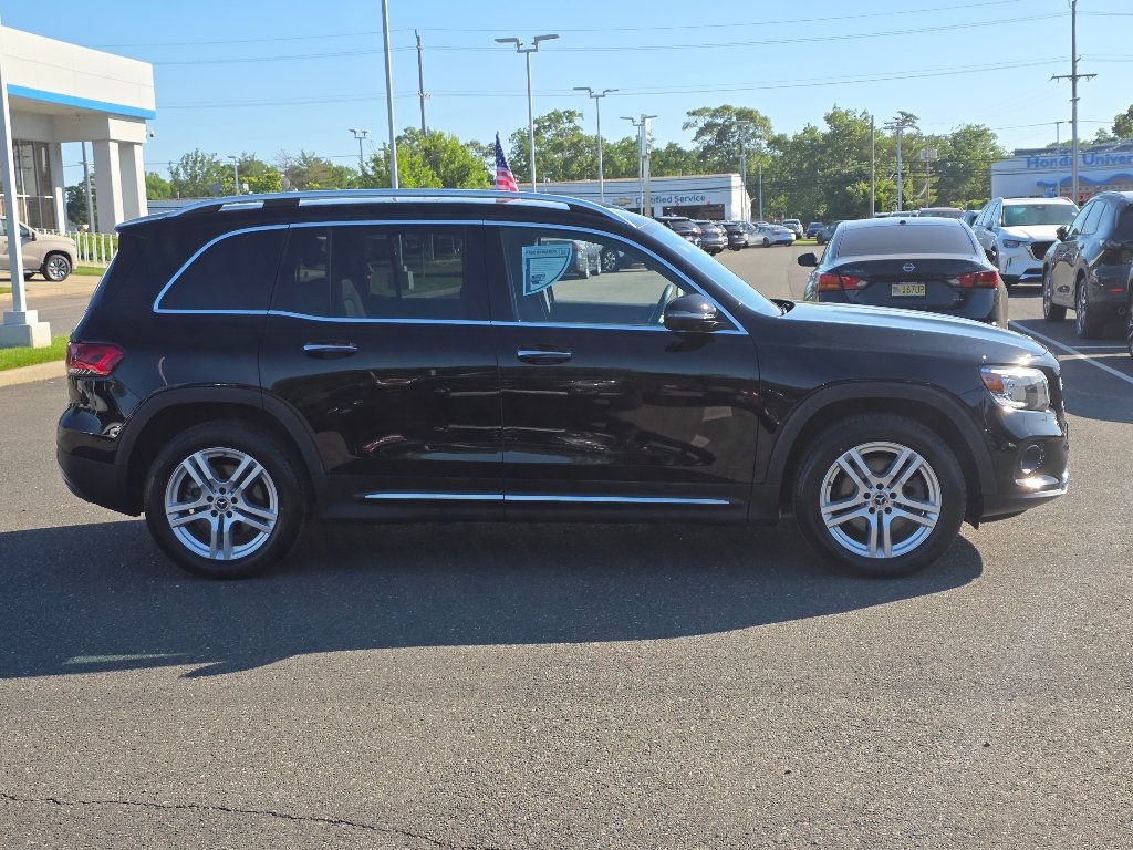 Used 2023 Black Mercedes-Benz GLB 250 image 18