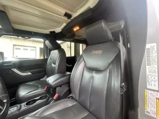 Used 2014 Gray Jeep Unlimited Rubicon image 19
