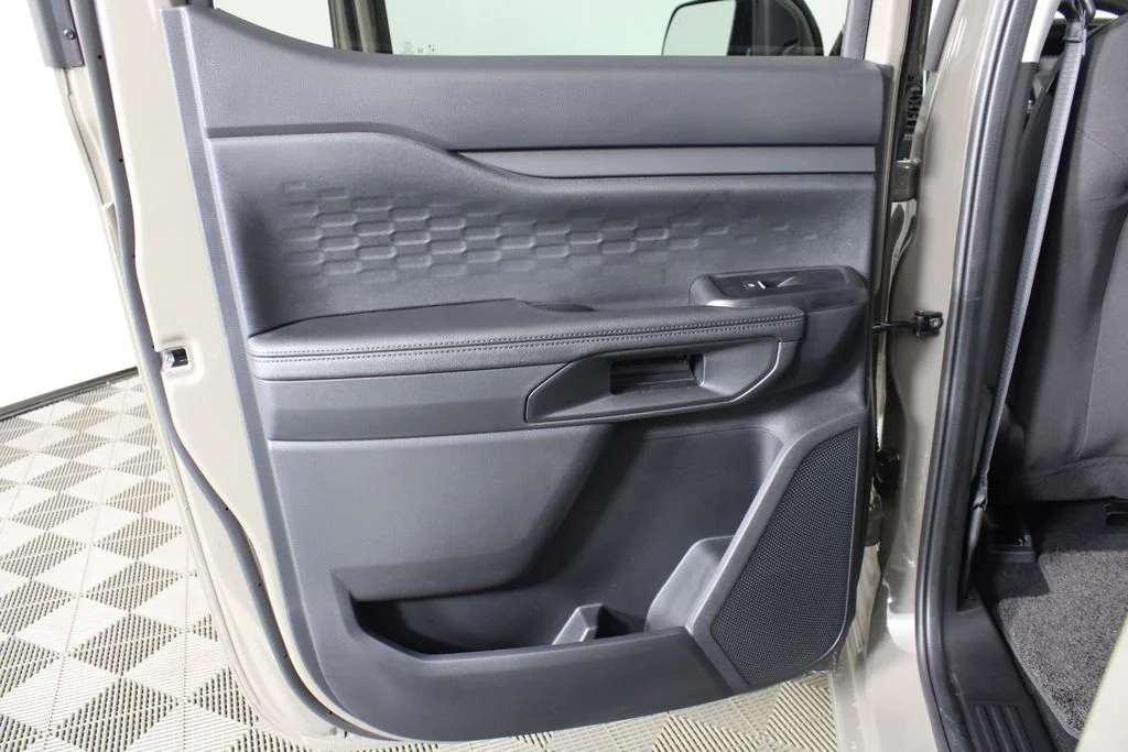 New 2026 Marsh Gray Ford XLT image 11